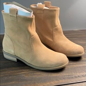 NIB Sole Society Natasha Suede Boots